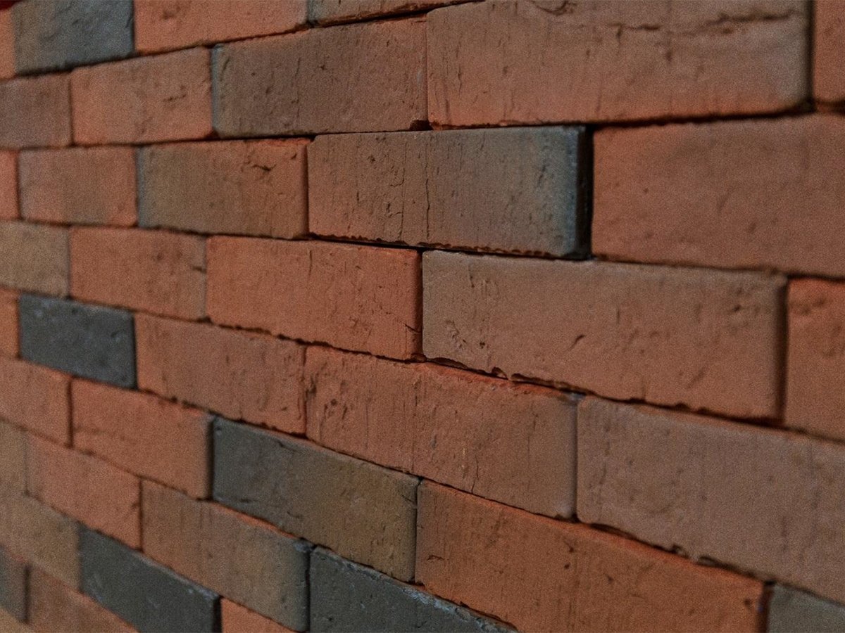 Облицовочный кирпич Кирово-Чепецк Аренберг ручной формовки - 250x120x65 мм