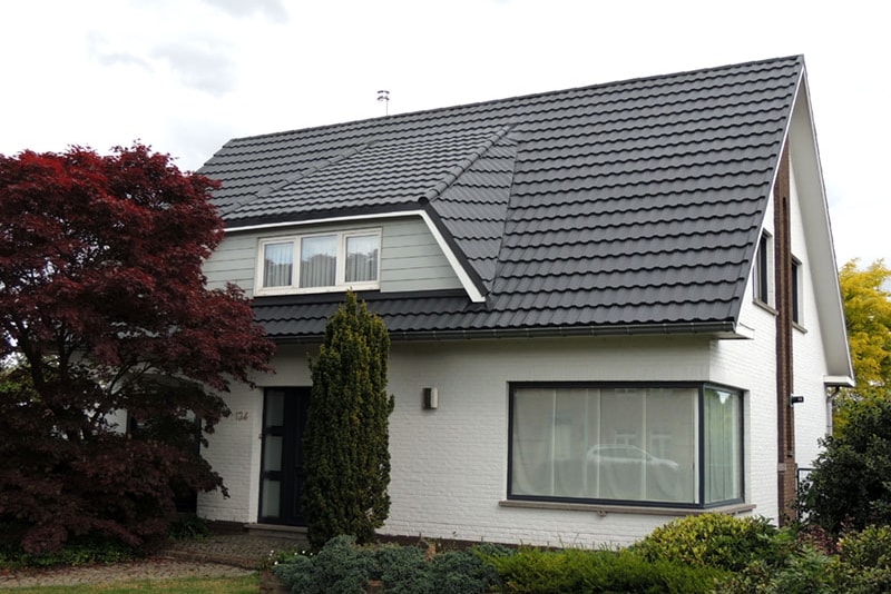 Композитная черепица рядовая Decra Элеганс Красный Аметист